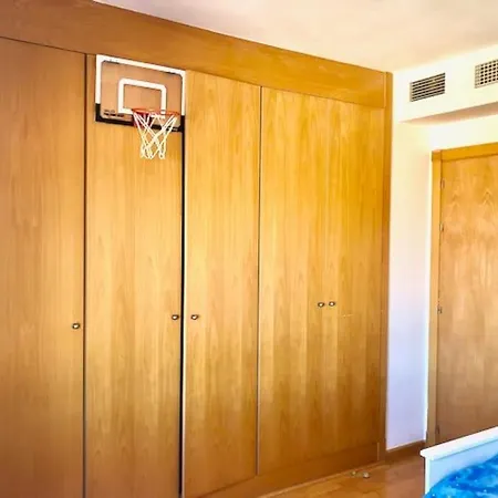 Vakantiehuis Townhouse, Private Pool Garden And Sea Views Torremolinos