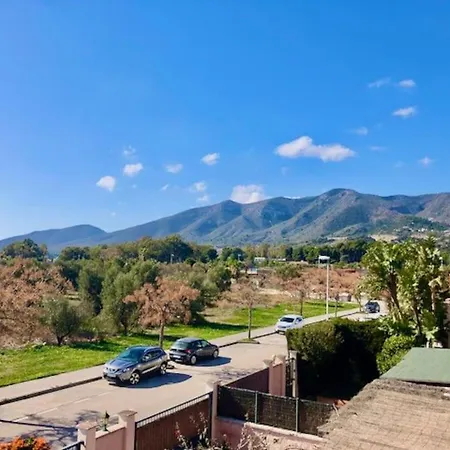 Townhouse, Private Pool Garden And Sea Views