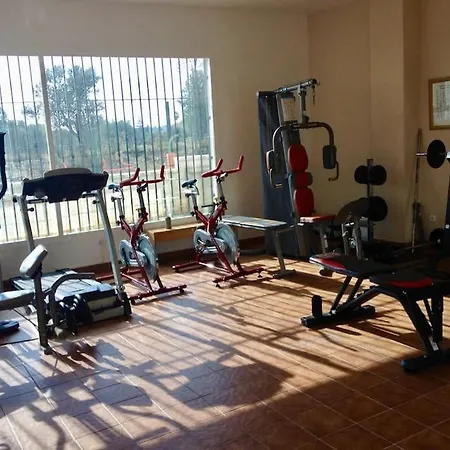 Townhouse, Private Pool Garden And Sea Views *