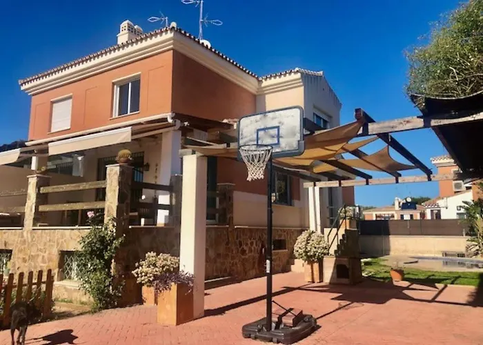 Townhouse, Private Pool Garden And Sea Views Holiday home Torremolinos